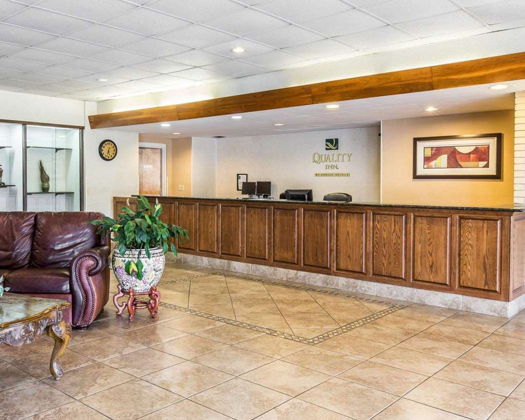 Quality Inn South Valdosta Beltér fotó